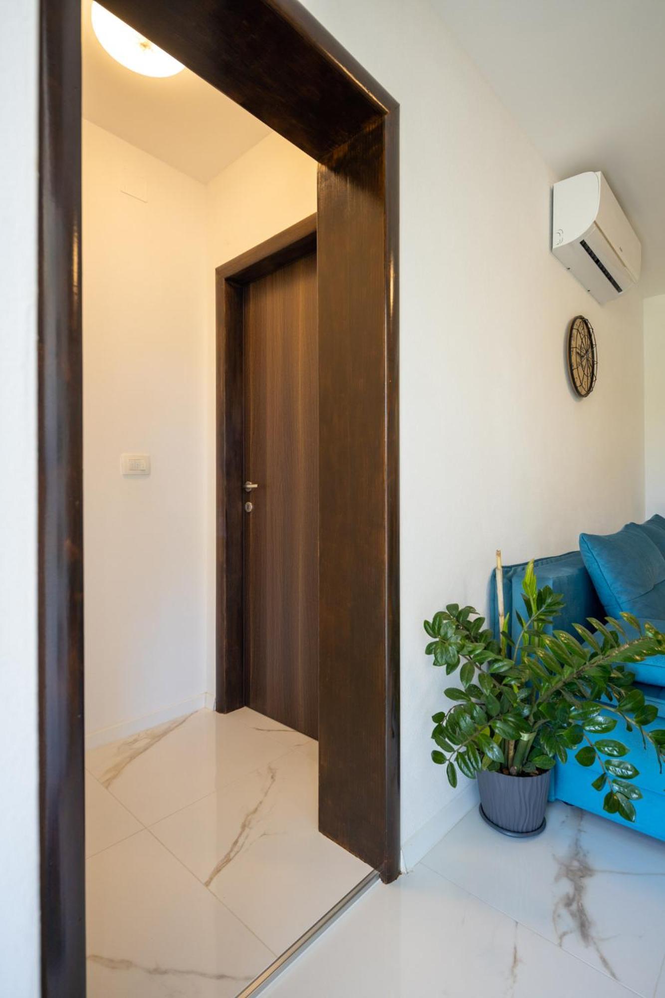 Apartment Iva Vrana  Buitenkant foto